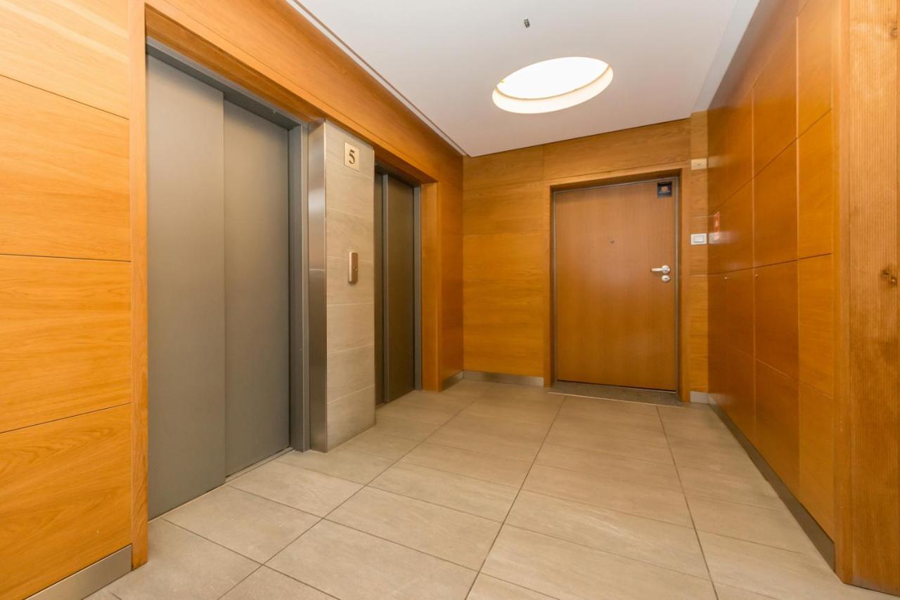 Gdanski Business Center Apartments Varsó Kültér fotó